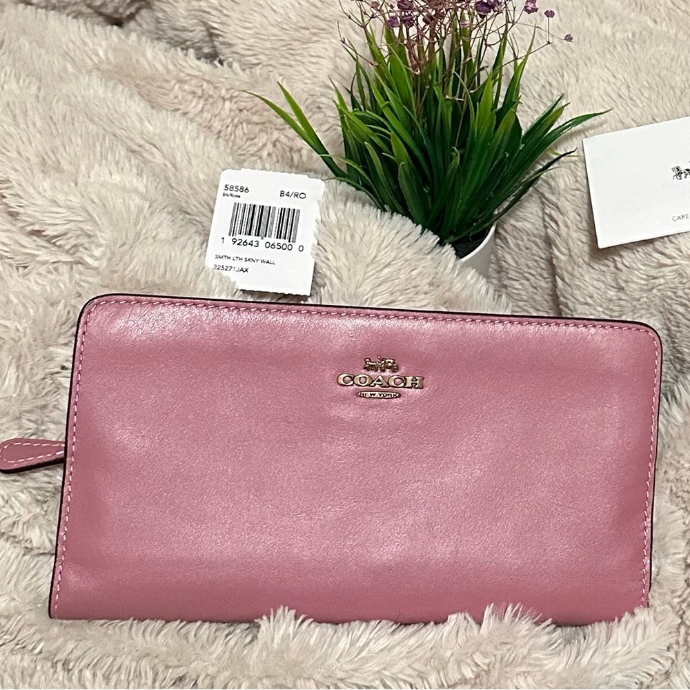 COPY - NWT Coach Rose/Brass Skinny Wallet
